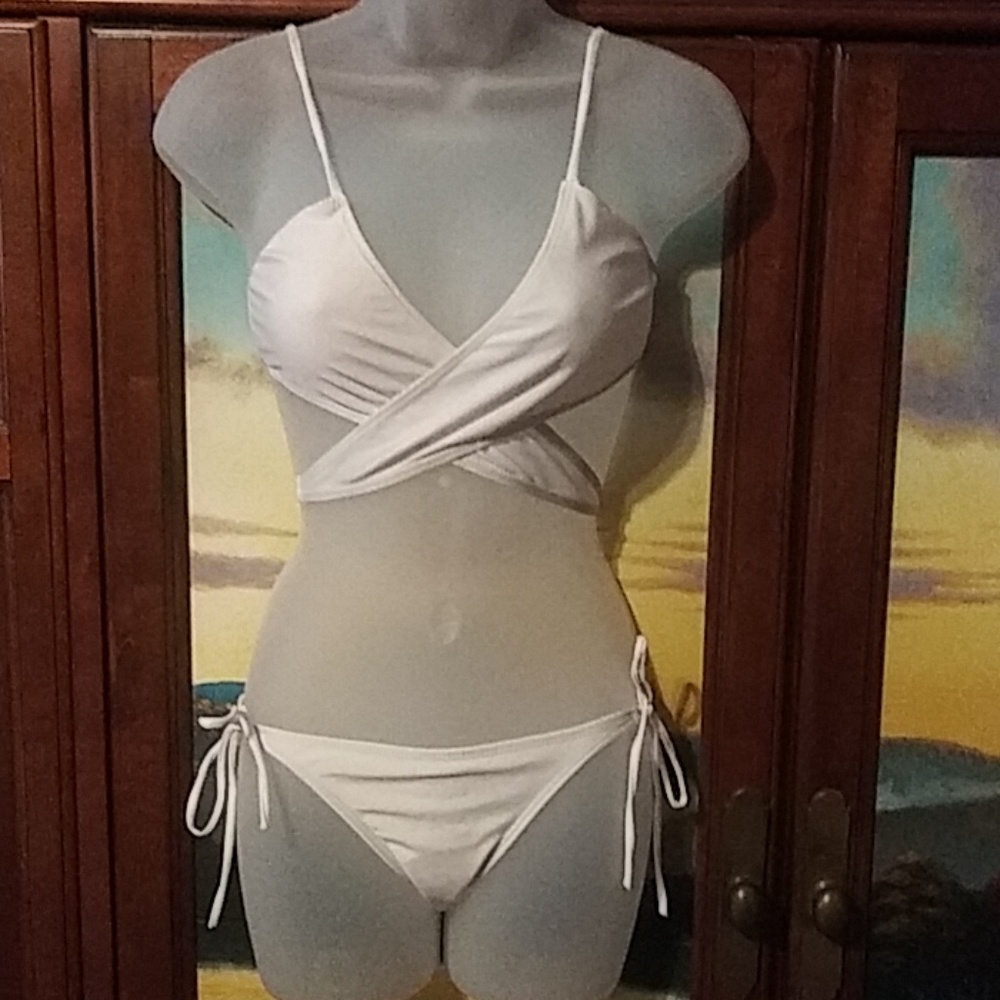 Bathing suit
